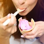 Il gelato è ipercalorico e fa ingrassare? È un falso mito