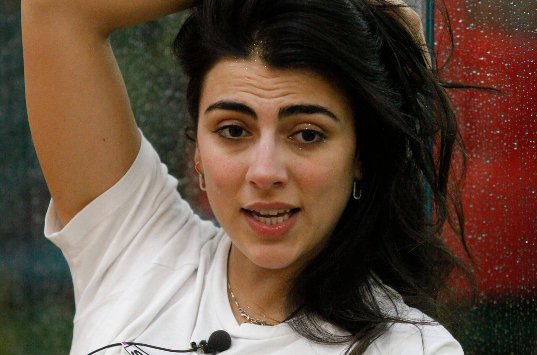 giulia salemi furiosa twitter sfigati harry meghan markle isola dei famosi