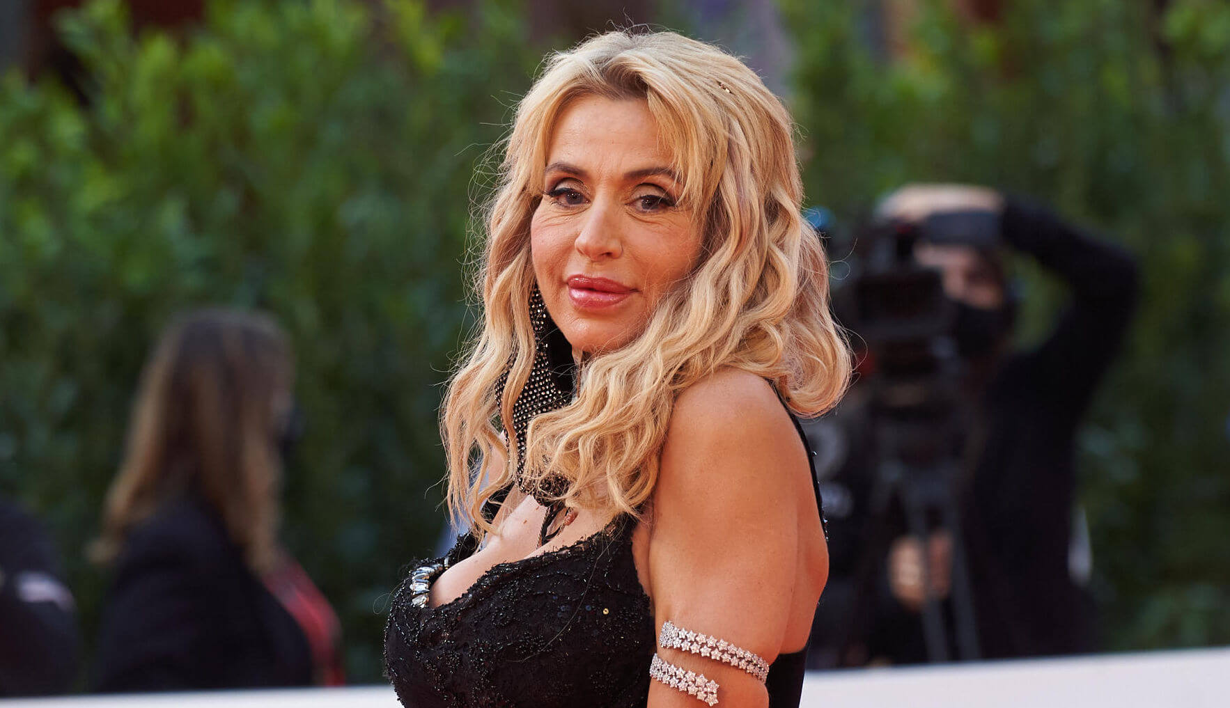 valeria marini bacio