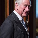 Il Principe Carlo al Parlamento a 73 anni: critiche per il futuro erede